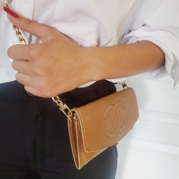 CHANEL WOC CC Wallet on a Chain / Crossbody Bag Upcycled Vintage Conversion Bag - Picture 6 of 16